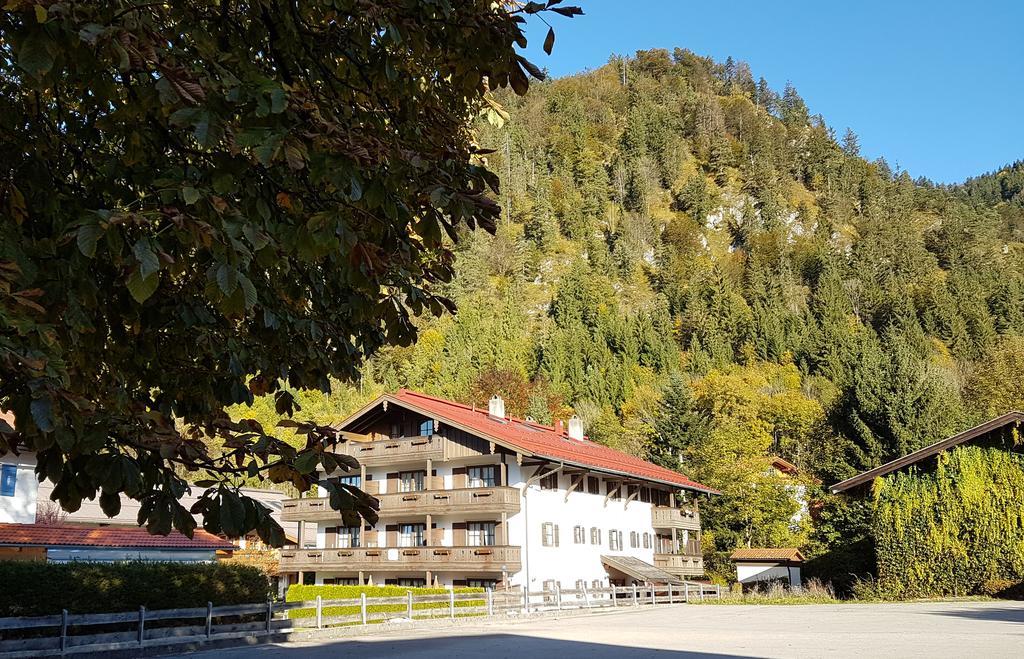 Haus Kirchplatz Lägenhet Reit im Winkl Exteriör bild