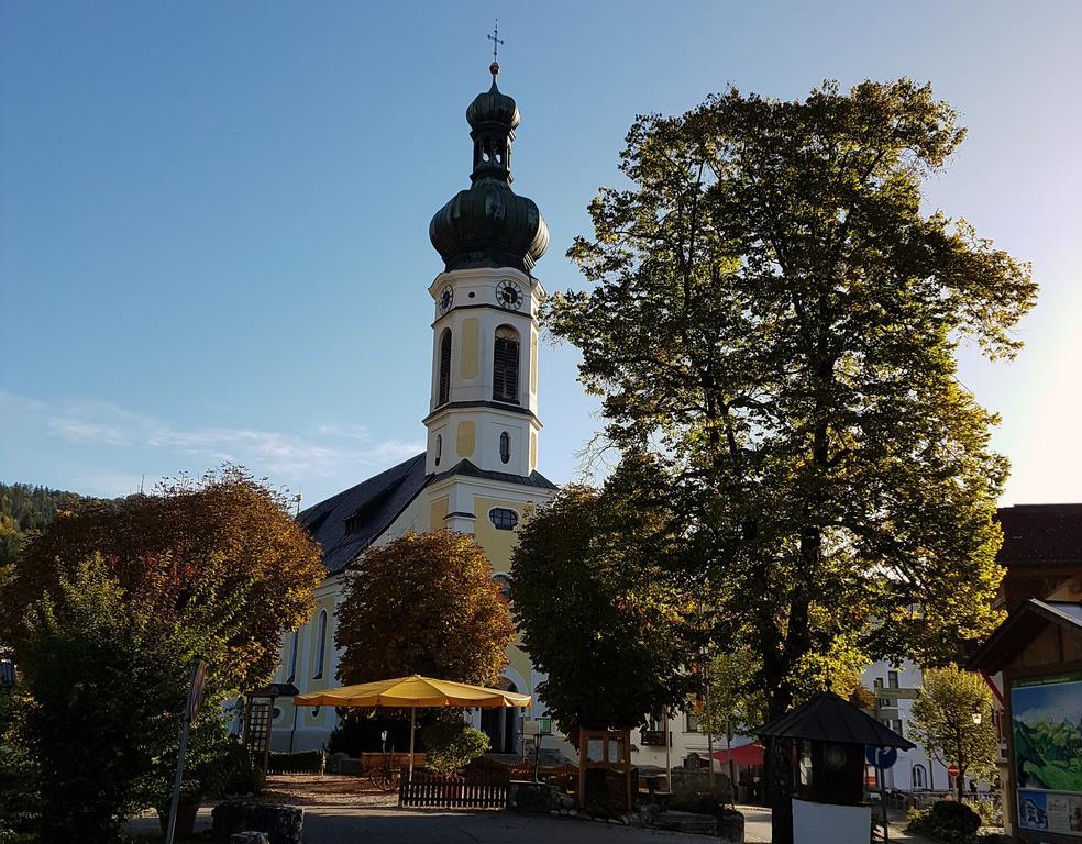 Haus Kirchplatz Lägenhet Reit im Winkl Exteriör bild